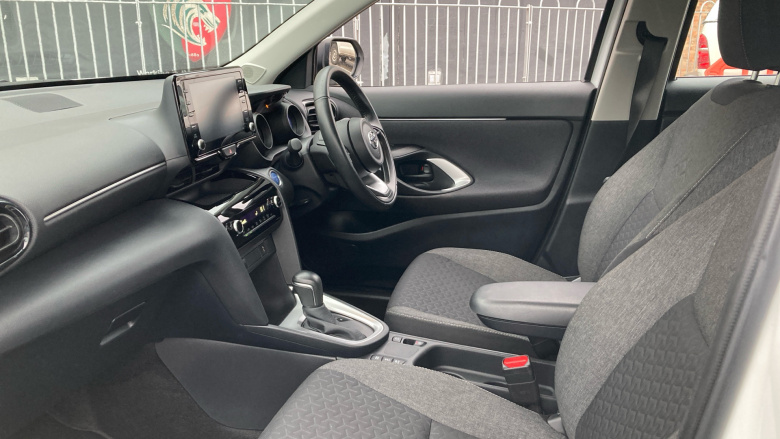 Toyota Yaris Cross 1.5 Hybrid Icon 5dr CVT Hybrid Estate